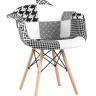 Кресло Eames Eames в стиле пэчворк черно-белое, ножки массив бука